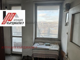 Продава 2-стаен