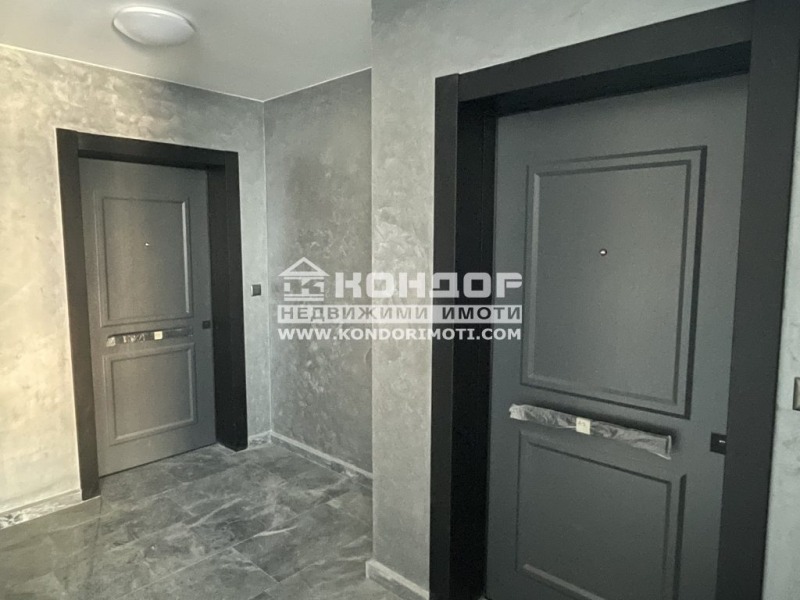 For Sale  1 bedroom Plovdiv , Vastanicheski , 74 sq.m | 50091537 - image [2]