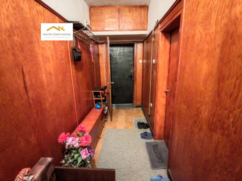 Продава 2-СТАЕН, град Монтана, Идеален център • 162000 лв. / 82829.28 € • 94518676 1