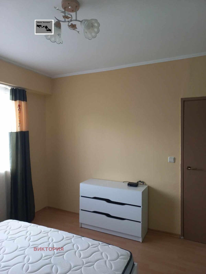 Продава  3-стаен град Пазарджик , Устрем , 75 кв.м | 28550163 - изображение [5]