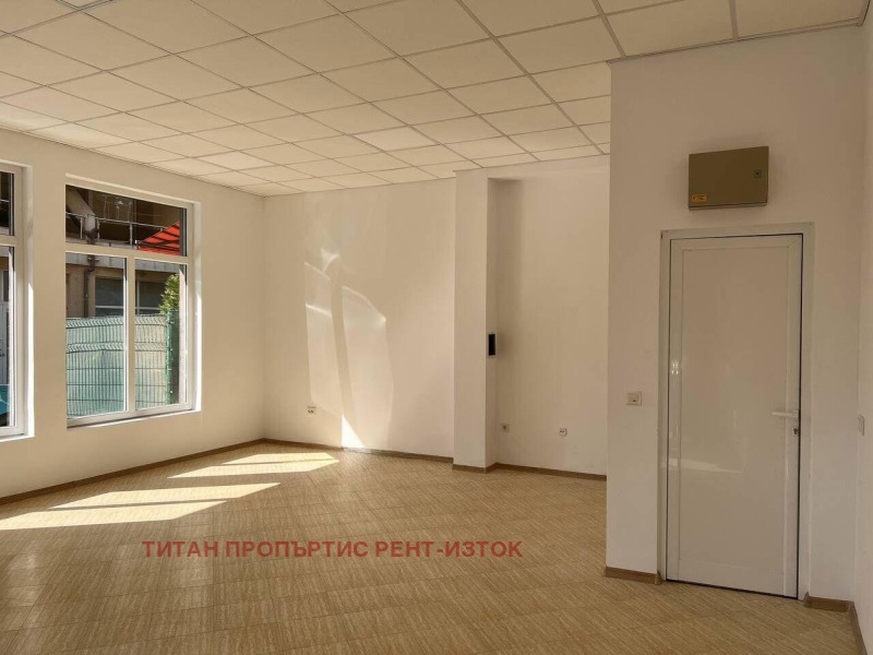 Продава МАГАЗИН, гр. Поморие, област Бургас, снимка 2 - Магазини - 53042076