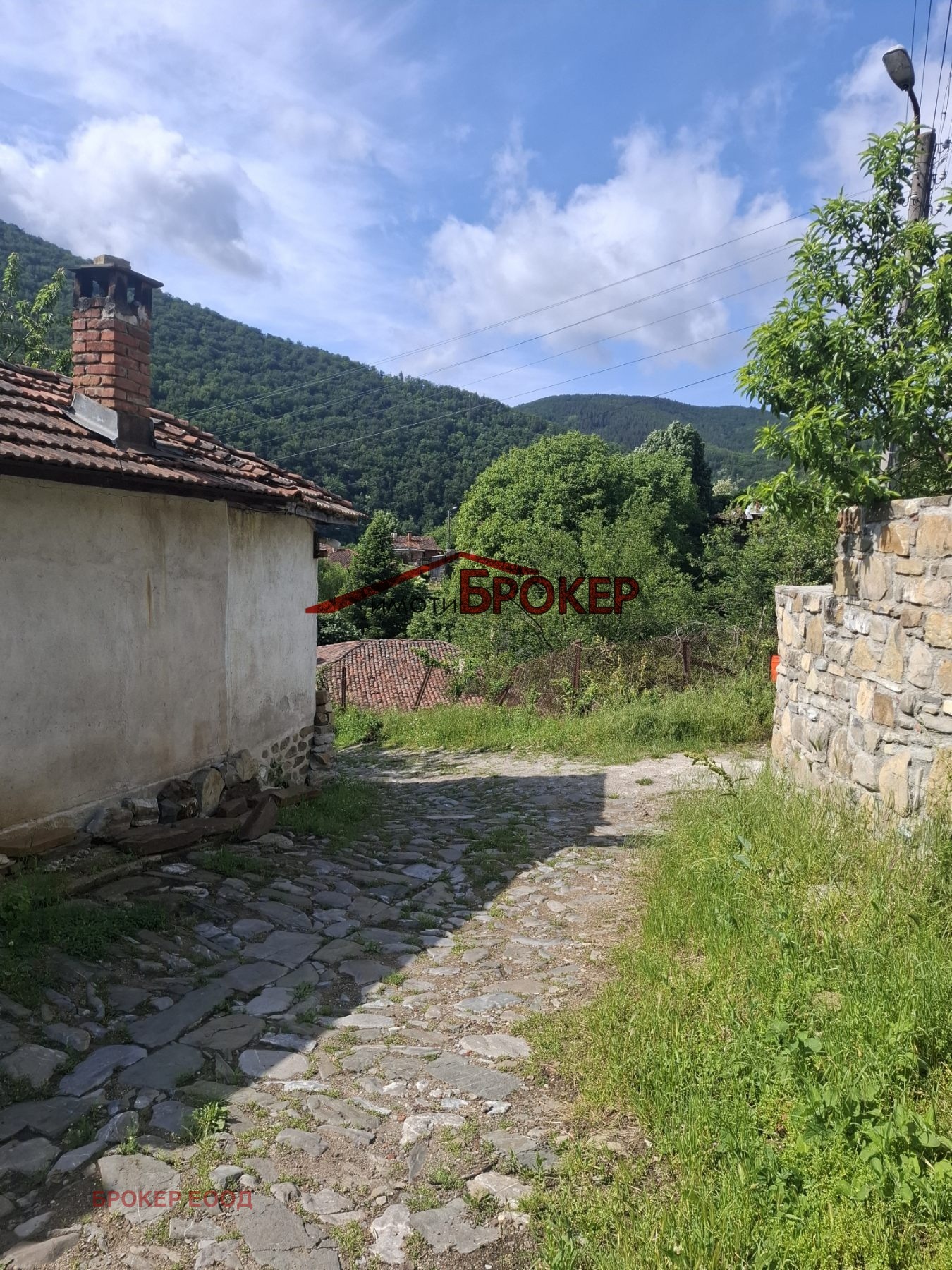 Продава КЪЩА, с. Ичера, област Сливен