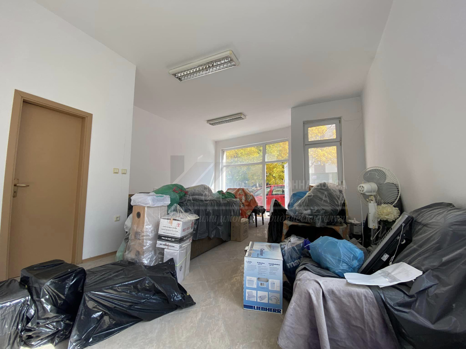 Продава МАГАЗИН, гр. Асеновград, област Пловдив, снимка 2 - Магазини - 49964895