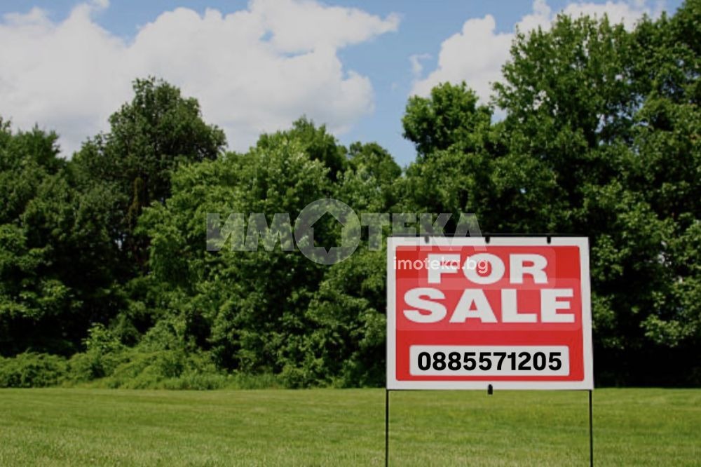 Продава ПАРЦЕЛ, с. Брестник, област Пловдив