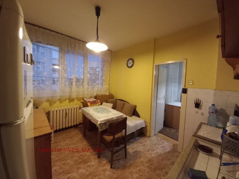 Продава 3-СТАЕН, гр. Русе, Център, снимка 3 - Апартаменти - 52529112