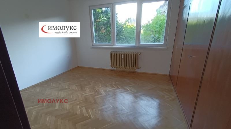 Продава 4-СТАЕН, гр. София, Медицинска академия, снимка 1 - Aпартаменти - 47027311