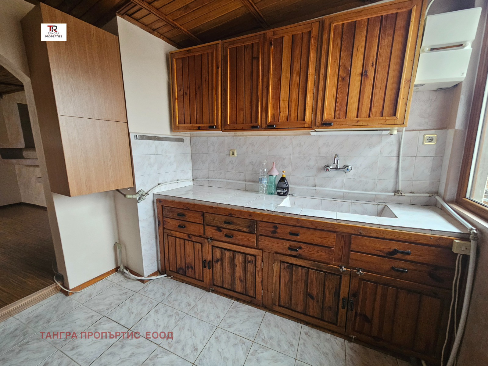 Продава КЪЩА, гр. Радомир, област Перник, снимка 11 - Къщи - 56485071