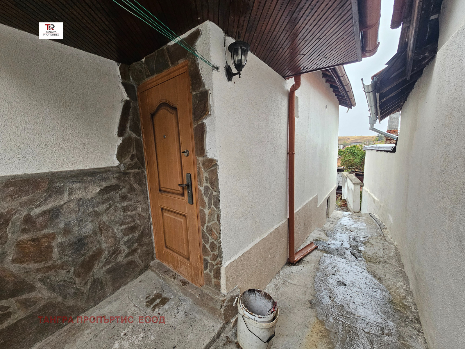 Продава КЪЩА, гр. Радомир, област Перник, снимка 2 - Къщи - 56485071