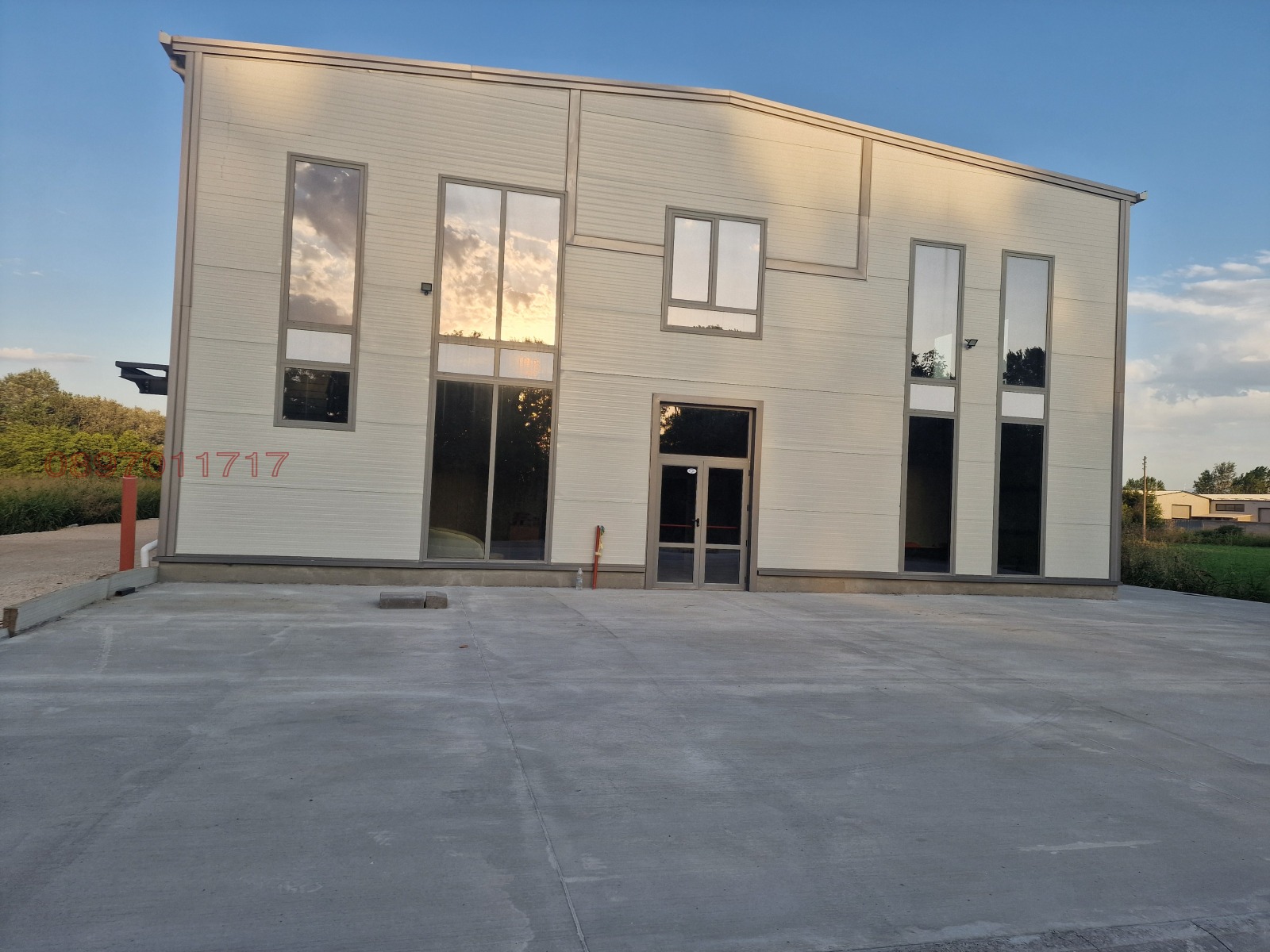 Продава ПРОМ. ПОМЕЩЕНИЕ | Imot.bg — изображение 1