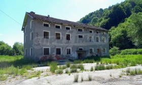 House Apriltsi, region Lovech 10