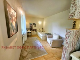 Hus Gorna banja, Sofia 8