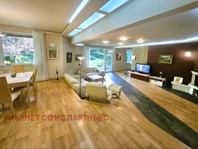 Hus Gorna banja, Sofia 4