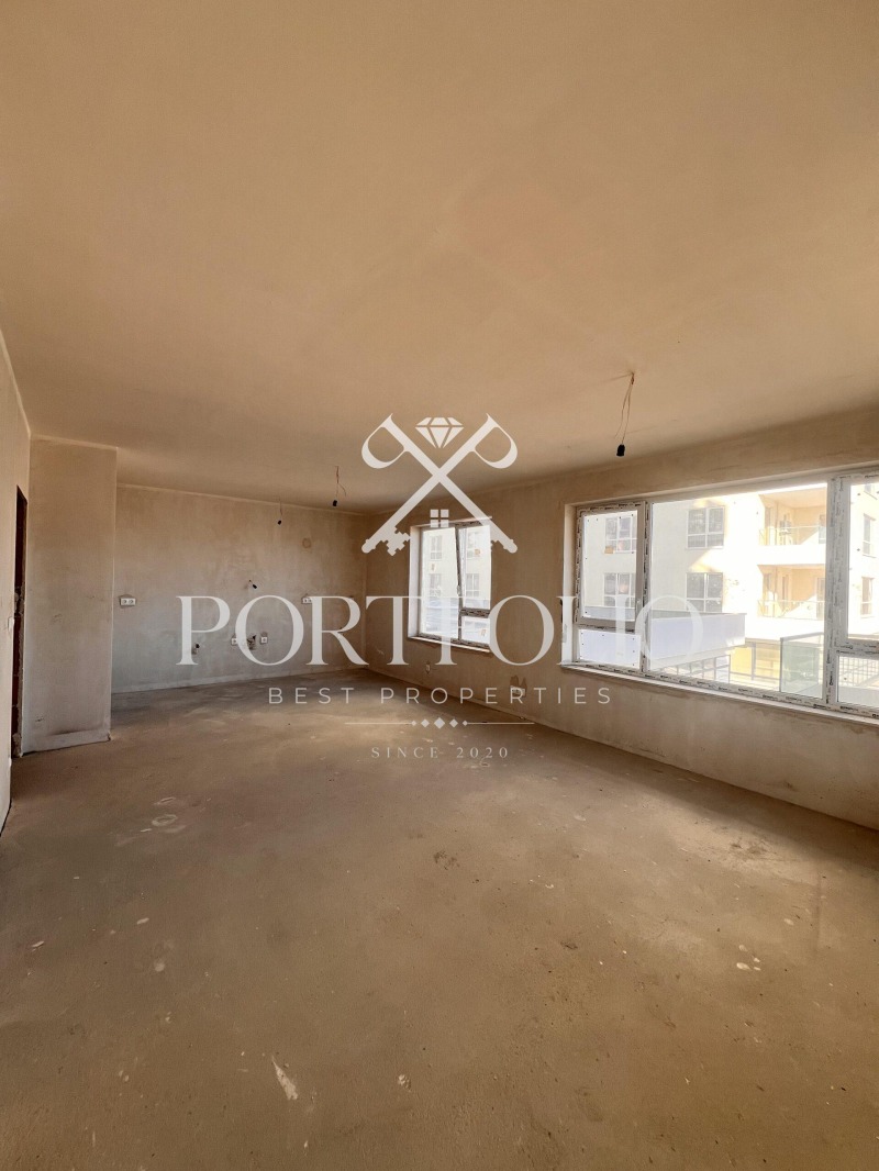 En venta  2 dormitorios Burgas , Slaveykov , 147 metros cuadrados | 27204135