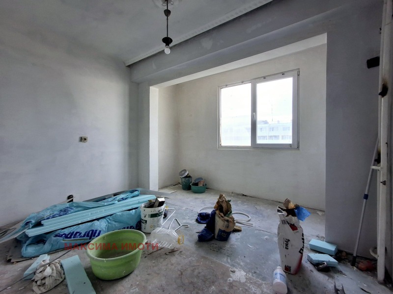 Продается  2 спальни Бургас , Изгрев , 70 кв.м | 83510876 - изображение [3]