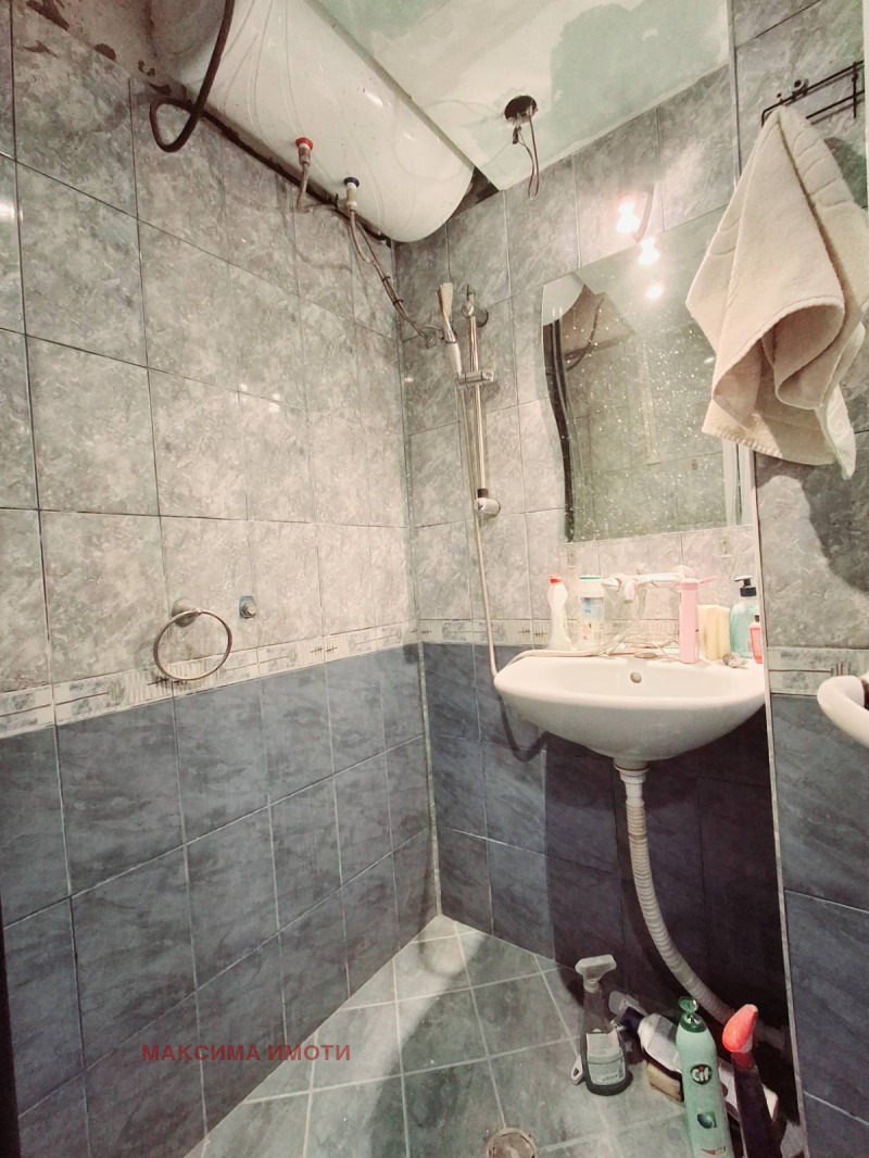 Продается  2 спальни Бургас , Изгрев , 70 кв.м | 83510876 - изображение [2]