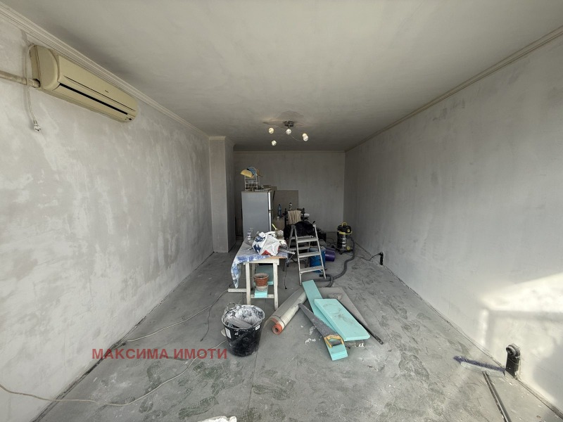 Продается  2 спальни Бургас , Изгрев , 70 кв.м | 83510876