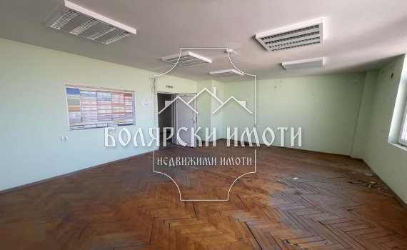 Продава ОФИС, гр. Велико Търново, Център, снимка 4 - Офиси - 46767836