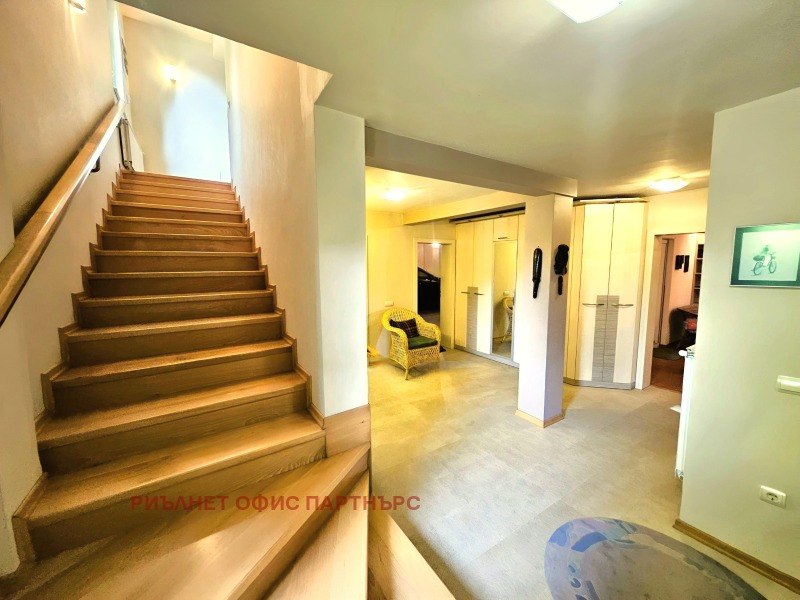 Na prodej  Dům Sofia , Gorna banja , 300 m2 | 55841439 - obraz [13]