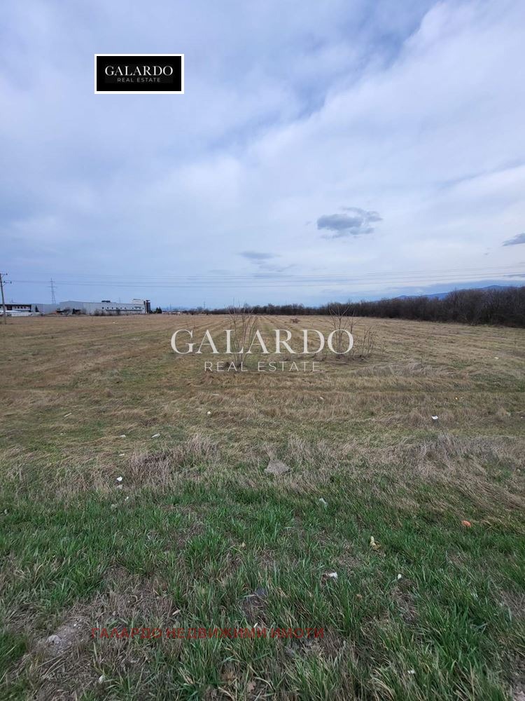 Na prodej  Spiknutí Sofia , Kazičene , 29048 m2 | 14361751 - obraz [7]