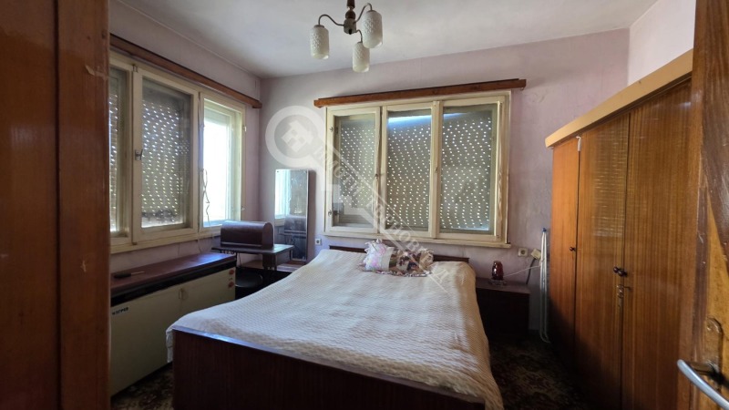 На продаж  3 кімнатна область Велико Тирново , Горна Оряховица , 100 кв.м | 53325598 - зображення [2]