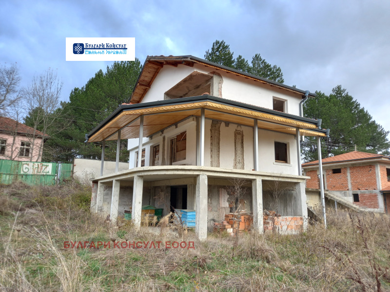 Продава  Къща област Кюстендил , с. Раненци , 571 кв.м | 46402544