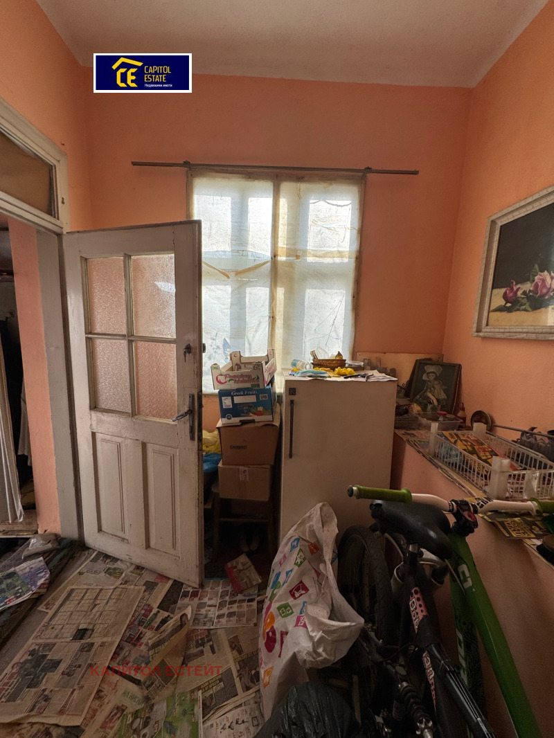 Продава КЪЩА, гр. Плевен, Идеален център, снимка 4 - Къщи - 52510088