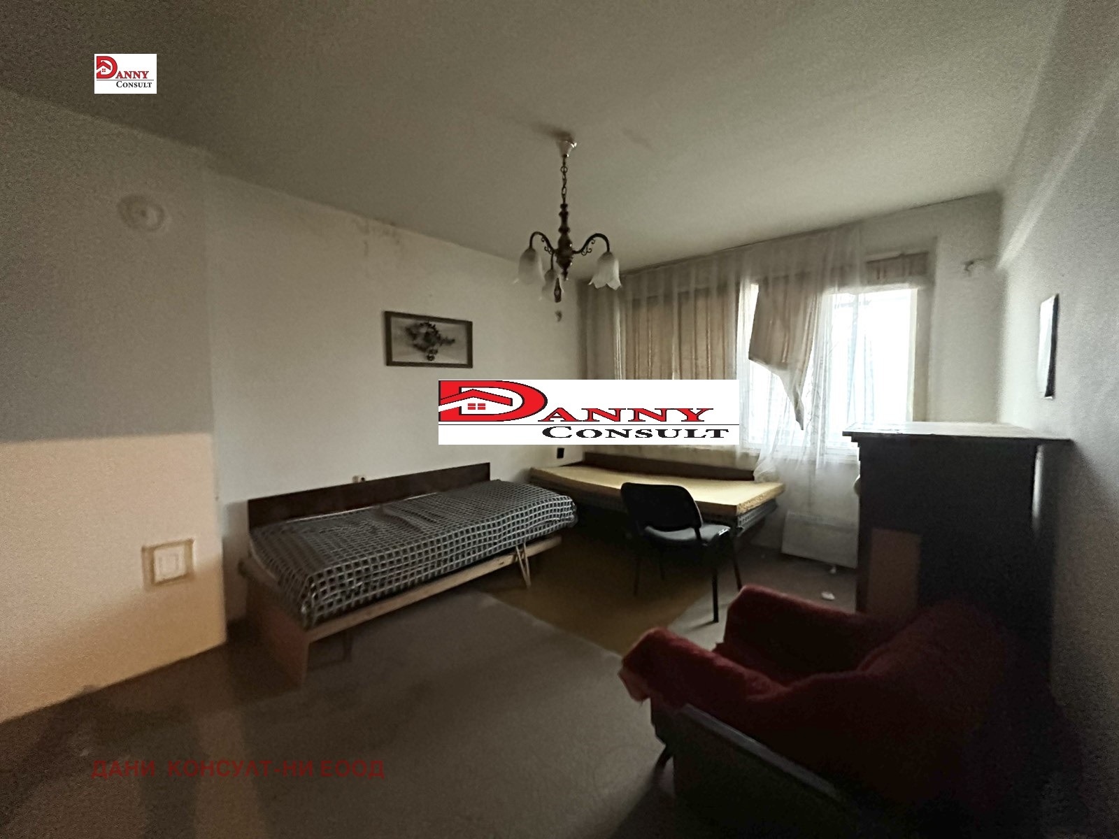 Продава 2-СТАЕН, гр. Велико Търново, Център, снимка 2 - Апартаменти - 50220372