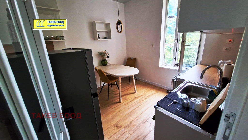 Продава ЕТАЖ ОТ КЪЩА | Imot.bg — изображение 3