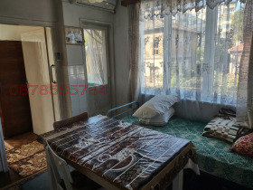 3 makuuhuonetta Tsentar, Gabrovo 3