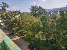 3 makuuhuonetta Tsentar, Gabrovo 4