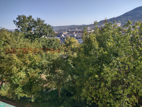 3 makuuhuonetta Tsentar, Gabrovo 10