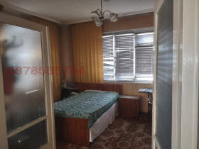 3 makuuhuonetta Tsentar, Gabrovo 6
