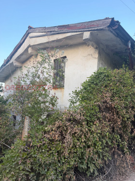 Продава  Парцел, с. Брестник