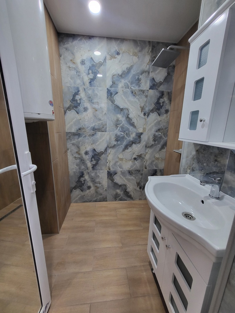 Продава 3-СТАЕН, гр. Шумен, Добруджански, снимка 6 - Апартаменти - 53244340