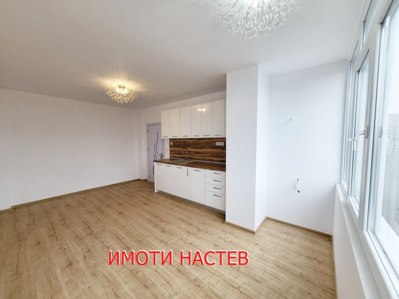 Продава 3-СТАЕН, гр. Шумен, Добруджански, снимка 2 - Апартаменти - 53244340