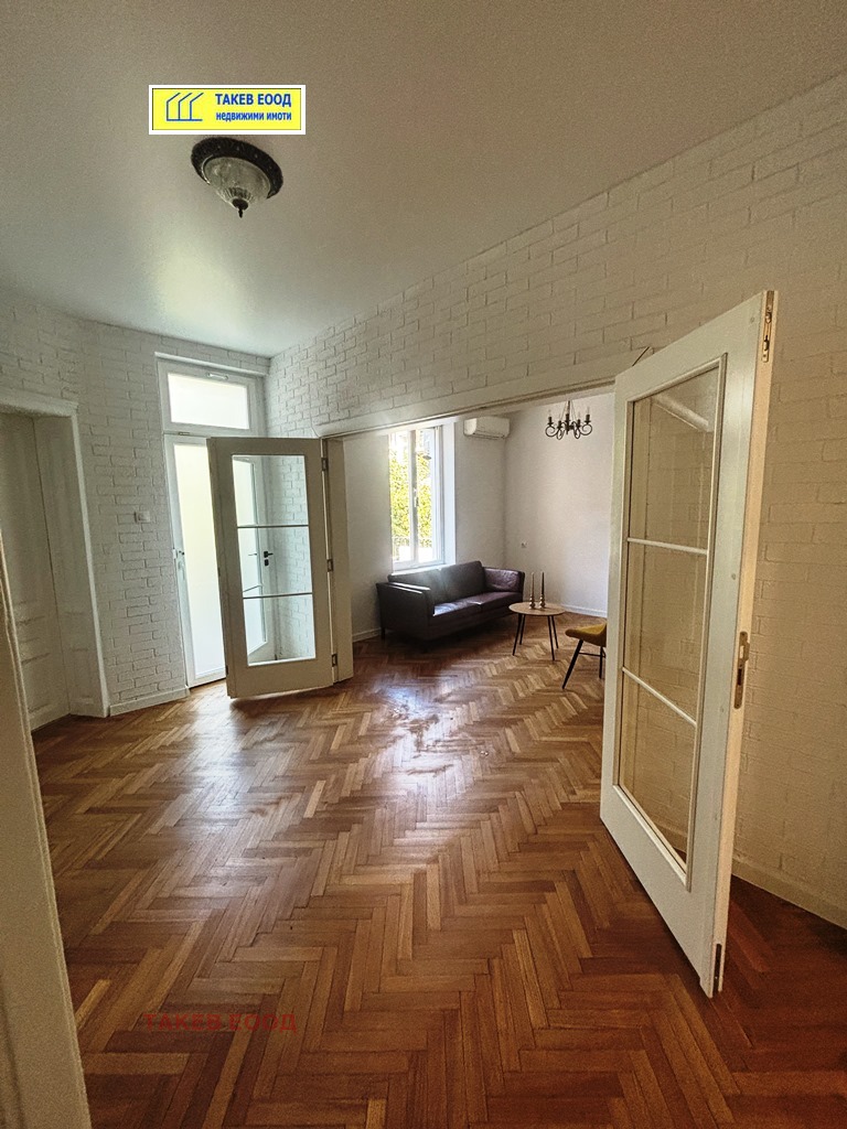 Продава ЕТАЖ ОТ КЪЩА, град София, Център • 420000 € / 821448.60 лв. • 19290888 1