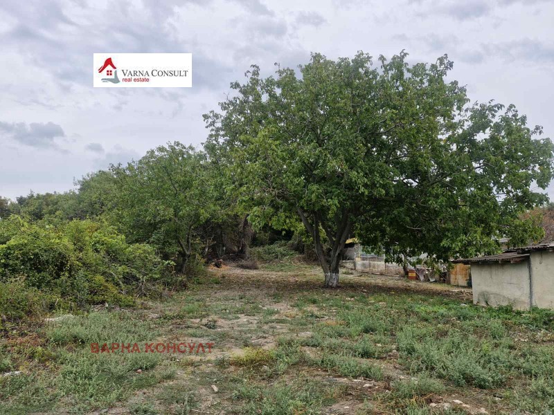 Продава  Парцел град Варна , м-т Манастирски рид , 670 кв.м | 42252350