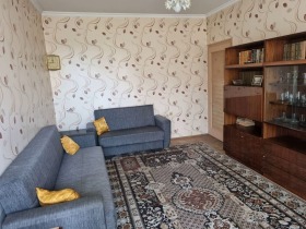 1 quarto Hadji Dimitar, Sofia