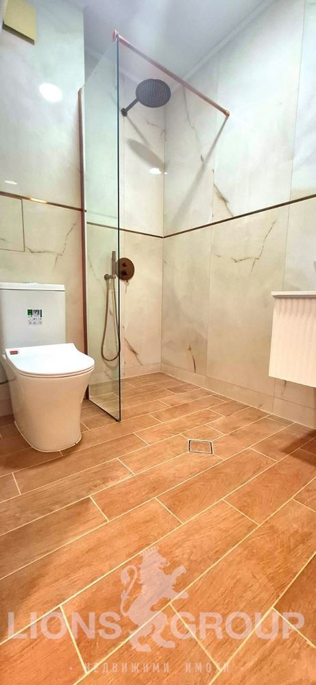 Продава  2-стаен град Варна , к.к. Св.Св. Константин и Елена , 81 кв.м | 35075825 - изображение [11]