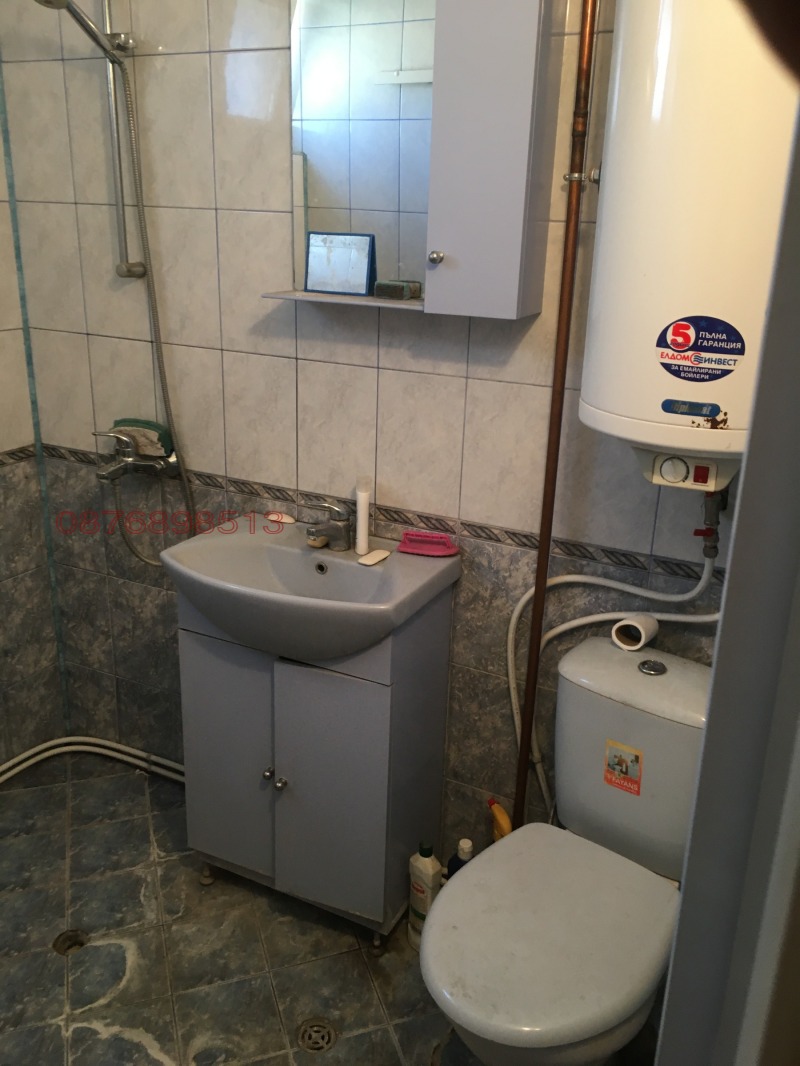 Продава 3-СТАЕН, гр. Добрич, Център, снимка 8 - Апартаменти - 52782008