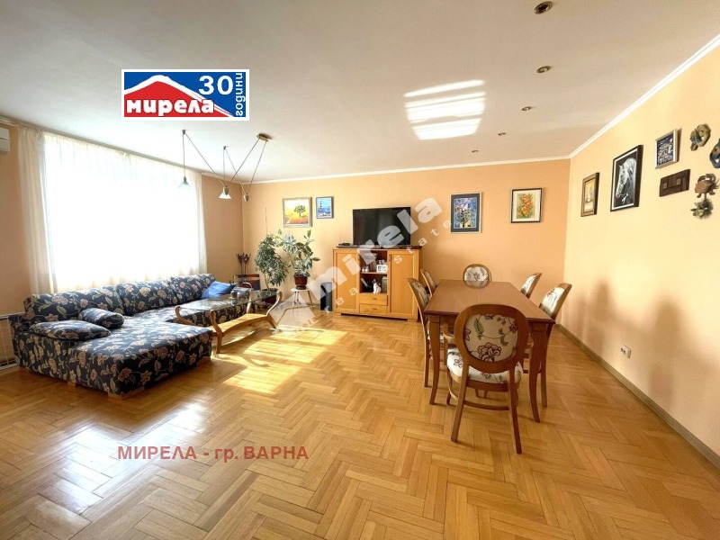 À vendre  2 chambres Varna , Briz , 120 m² | 47106320