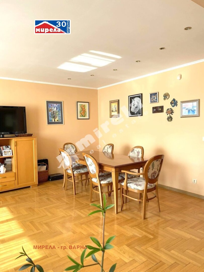 Na sprzedaż  2 sypialnie Warna , Briz , 120 mkw | 47106320 - obraz [2]