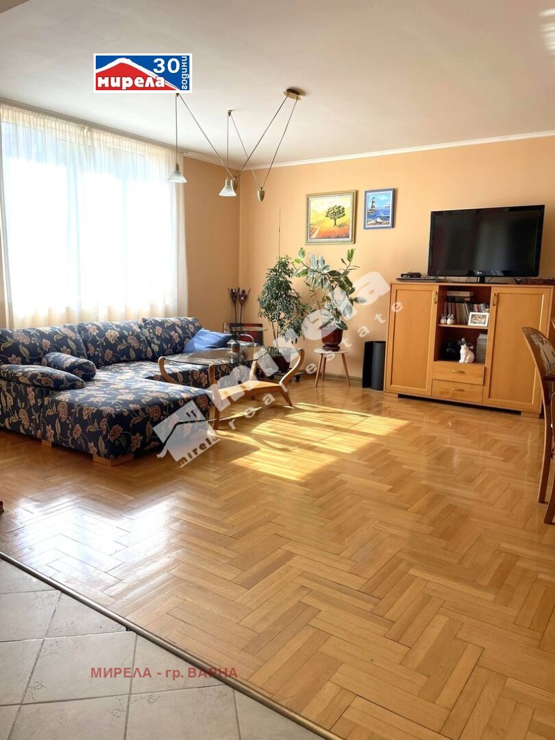 Na sprzedaż  2 sypialnie Warna , Briz , 120 mkw | 47106320 - obraz [3]