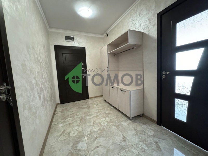 Продава 3-СТАЕН, гр. Шумен, Пазара, снимка 8 - Aпартаменти - 49360588