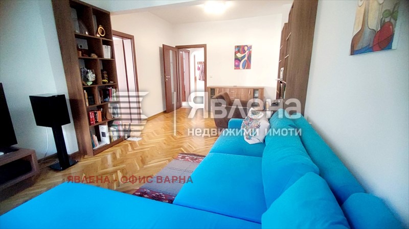 Продава 3-СТАЕН, гр. Варна, Гръцка махала, снимка 2 - Aпартаменти - 49537233