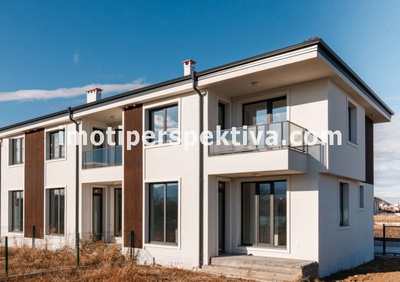 Продава КЪЩА, гр. Пловдив, Кючук Париж, снимка 2 - Къщи - 48128925