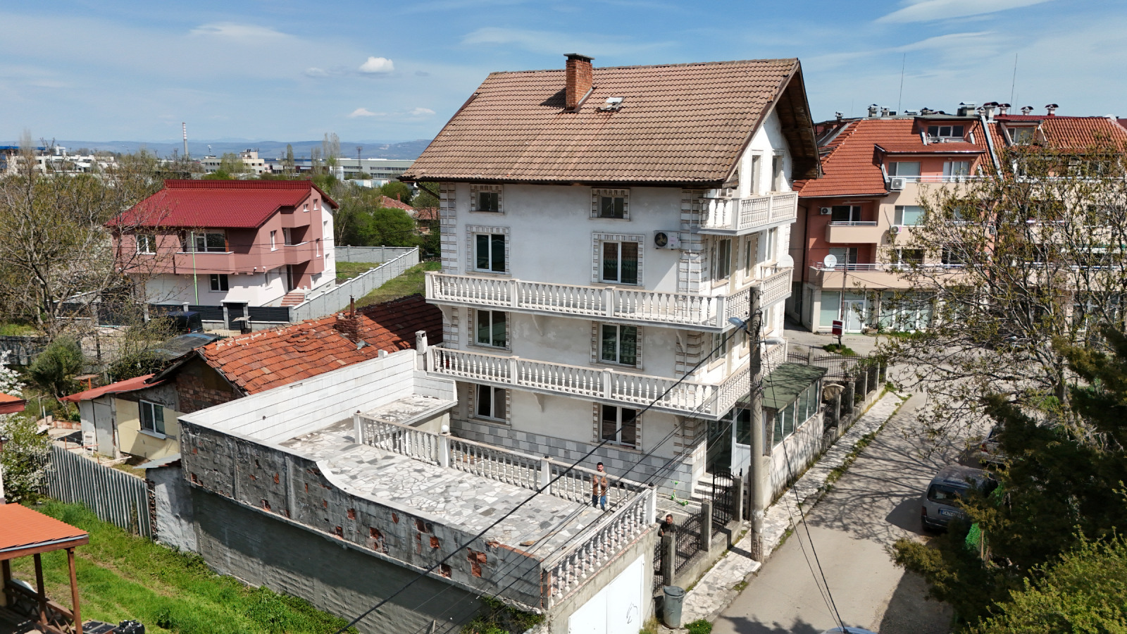 Продава КЪЩА, гр. София, Люлин 9