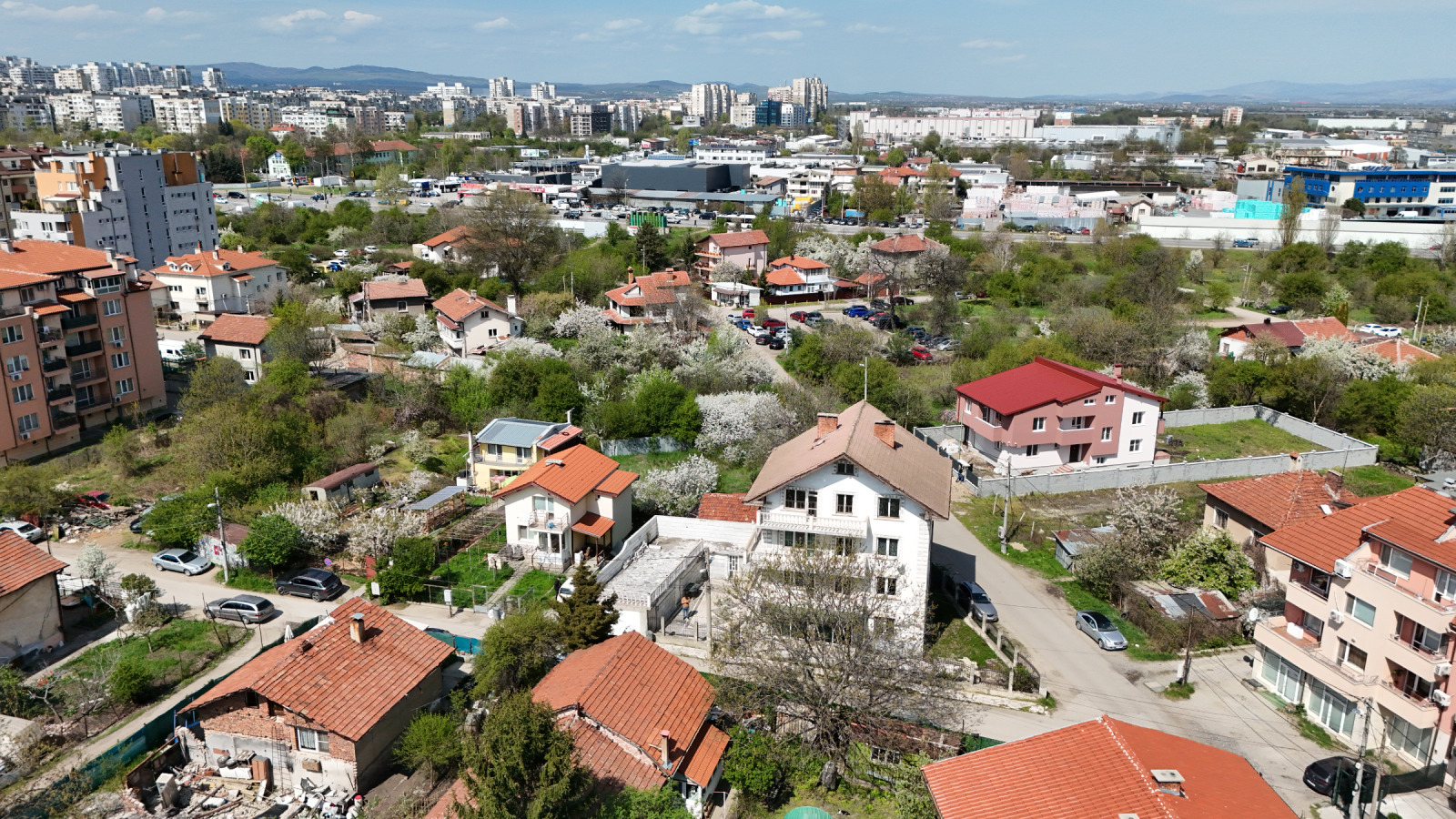Продава КЪЩА, гр. София, Люлин 9, снимка 2 - Къщи - 54439862