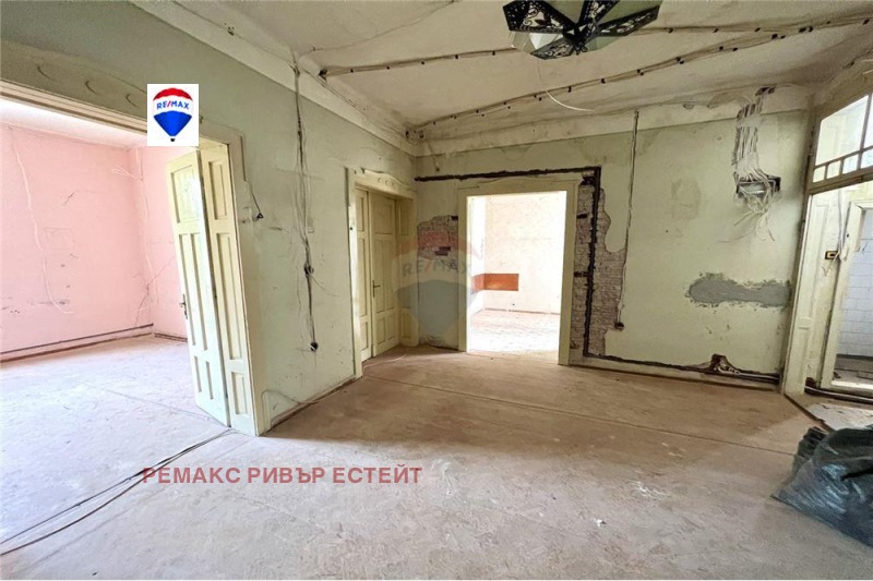 Продава 3-СТАЕН в град Русе, Център - 162 кв.м / 164 900 € » 322 516.37 лв., РЕМАКС РИВЪР ЕСТЕЙТ