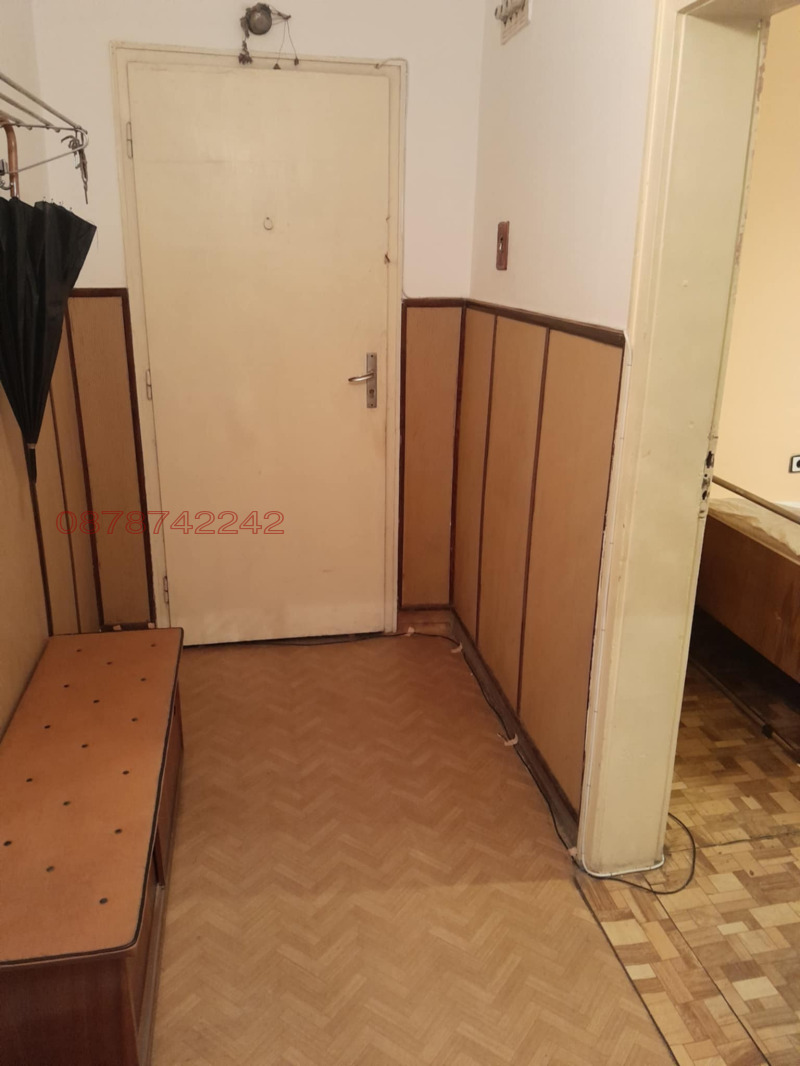 Продава 2-СТАЕН, гр. Кърджали, Център, снимка 8 - Aпартаменти - 49510473